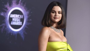 Selena Gomez Ungkap Daftar Lagu di Album Baru, Rare