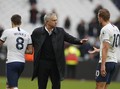 Mourinho Diminta Pensiun Jika Gagal Berikan Tottenham Trofi