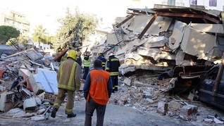 Panik Saat Gempa Albania, Pria Tewas Usai Lompat dari Gedung