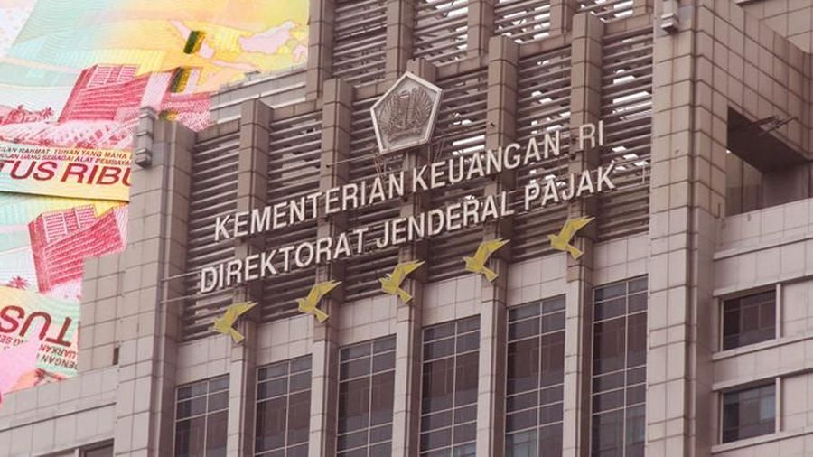 Kalangan analis mengkritisi Dirjen pajak soal berburu rekening jumbo di perbankan di atas Rp 1 miliar.
