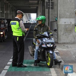 Pak Anies, Ganjil-Genap Motor Bisa Bikin Klaster Baru Corona!