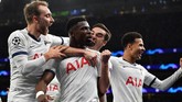 Tottenham Hotspur menang 4-2 atas Olympiakos di Stadion Tottenham Hotspur, London. (Photo by Ben STANSALL / AFP)