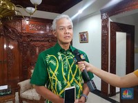 Cerita Ganjar Ada Tsunami Setinggi Pohon Kelapa di Jateng