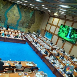Pasokan Kritis ke Pabrik Pupuk, DPR Minta Ada DMO Gas!
