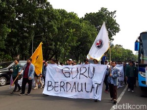 Ini Kata Kemenkeu soal Kewenangan Kemendikbudristek di Gaji Guru & Standar Biaya Kampus K/L
