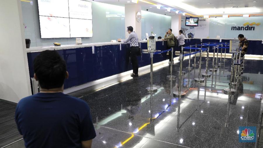 Kantor Cabang Bank Mandiri/CNBC Indonesia/Andrean Kristianto