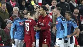 Tuan rumah Liverpool ditahan imbang Napoli 1-1 di Stadion Anfield. (AP Photo/Jon Super)