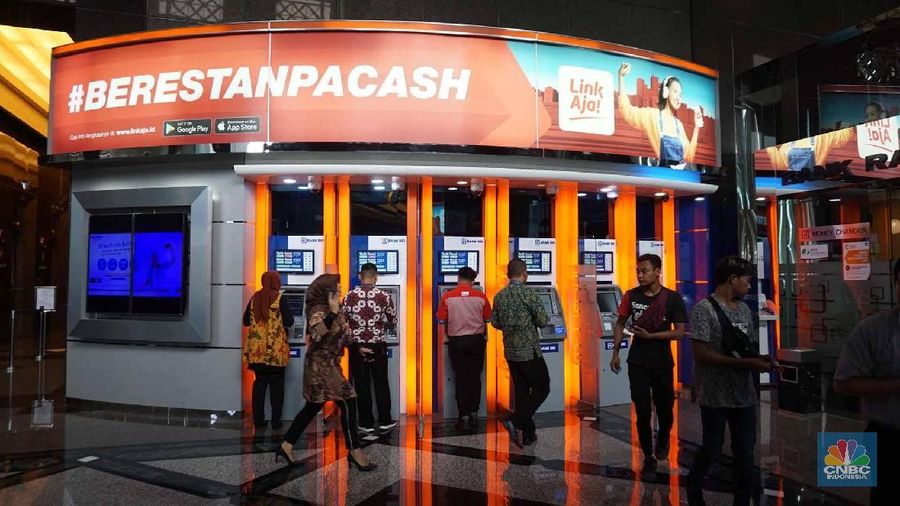 PT Bank Rakyat Indonesia (Persero) Tbk (BBRI) memastikan ketersediaan uang tunai dan kesiapan layanan operasional perbankan jelang libur Nataru.