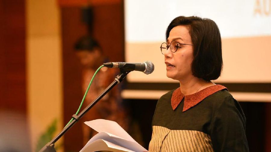 Sri Mulyani menegaskan jabatan eselon III dan IV yang akan dihilangkan tetap menerima gaji utamanya, hanya fasilitas yang hilang.