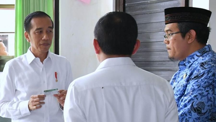 Presiden Joko Widodo (Jokowi) tidak akan mengeluarkan peraturan pemerintah pengganti undang-undang (Perppu) UU 19/2019 tentang KPK.