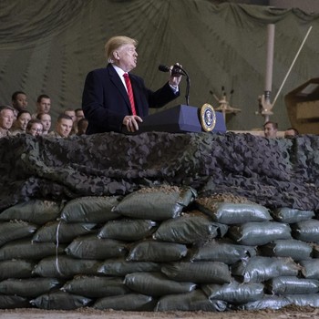 Intip Cara Trump Rayakan Thanksgiving di Afganistan