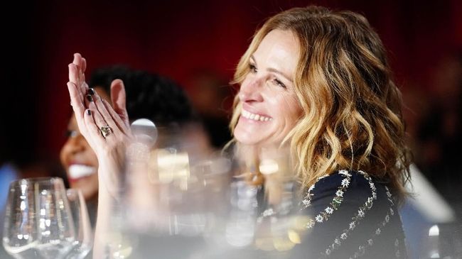 7 Rahasia Cantik dan Awet Muda Julia Roberts