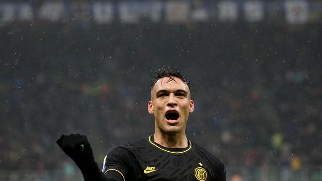 Barcelona Disebut Siap Rekrut Lautaro Martinez