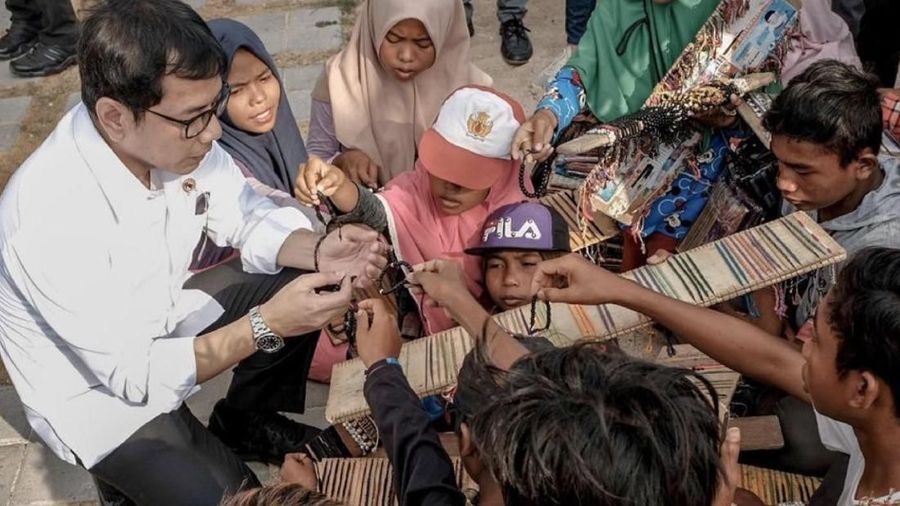 Wishnutama dan Angela Tanoesoedibjo mengunjungi Mandalika (NTB) dan Labuan Bajo (NTT).