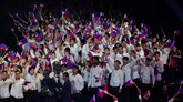 Kontingen tuan rumah Filipina saat melakukan defile pada upacara pembukaan SEA Games 2019. (AP Photo/Aaron Favila)