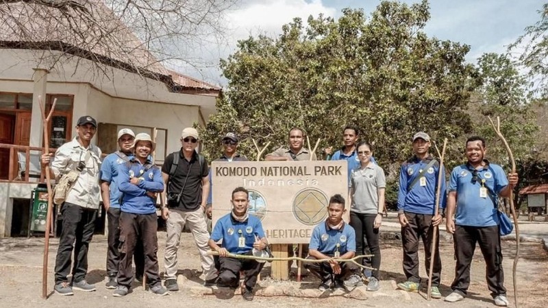 Wishnutama dan Angela Tanoesoedibjo mengunjungi Mandalika (NTB) dan Labuan Bajo (NTT).