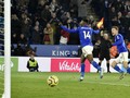 VAR Bantu Leicester Kejar Liverpool di Liga Inggris