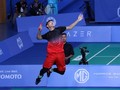 Jonatan Dibantu Penonton ke Perempat Final Indonesia Masters