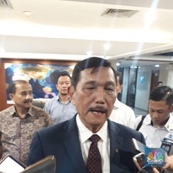 Beda dengan Susi, Luhut Tak Setuju Kapal Asing Ditenggelamkan