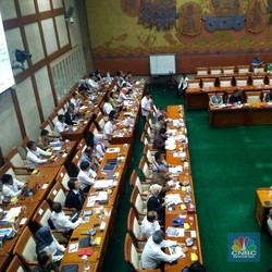 KBUMN & DPR Rapat Tertutup DPR, Mau Bahas Subsidi Bunga Bank?