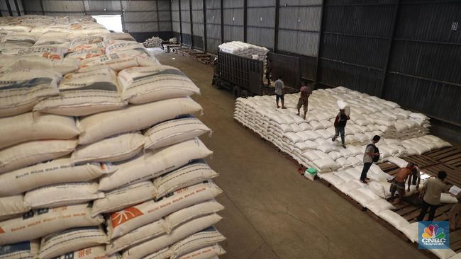 Sepanjang Januari Harga Beras Premium Naik Jadi Rp 10 000 Kg Sepanjang Januari Harga Beras Premium Naik Jadi Rp 10 000 Kg
