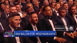 Raih Ballon d'Or, Messi Makin Kaya