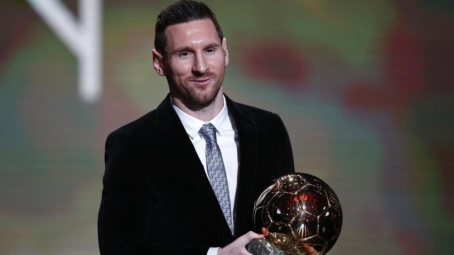 Lionel Messi di Upacara Penghargaan Golden Ball Ballon d'Or di Paris pada Senin, 2 Desember 2019 (AP Photo/Francois Mori)
