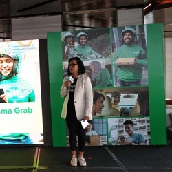 Tak Pernah Kecelakaan, Jangan Takut Dapat Driver Grab Tuli