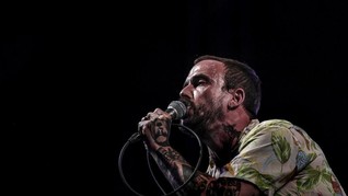Band IDLES Rilis Bir Sendiri, KRFSHT