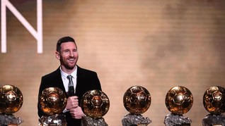 FOTO: Kalahkan Ronaldo, Messi Cetak Sejarah di Ballon d'Or