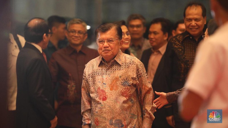 CNBC Indonesia Award 2019 menobatkan Muhammad Jusuf Kalla menjadi sosok untuk kategori Lifetime Achievement Award