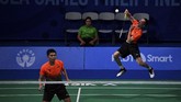 Kemenangan Jonatan Christie tidak bisa diteruskan Fajar Alfian/Muhammad Rian Ardianto. Ganda putra Indonesia itu kalah 17-21 dan 13-21 dari Aaron Chia Teng Fong/Soh Wooi Yik. (ANTARA FOTO/Sigid Kurniawan)