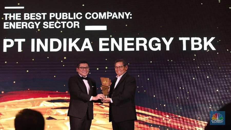 PT Indika Energy Tbk (INDY) meraih penghargaan CNBC Indonesia sebagai Best Public Company Energy.