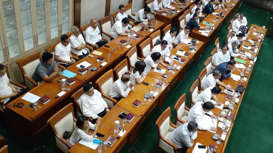 Korban Asuransi Jiwa Sraya di DPR (CNBC Indonesia/Lidya Kembaren)