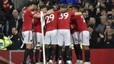 Striker MU Marcus Rashford mencetak gol cepat dalam pertandingan itu usai bobol gawang Tottenham di menit keenam. Rashford mencetak gol dengan tendangan kaki kanan dari dalam kotak penalti usai tidak terjaga ketat pemain lawan. (AP Photo/Rui Vieira)