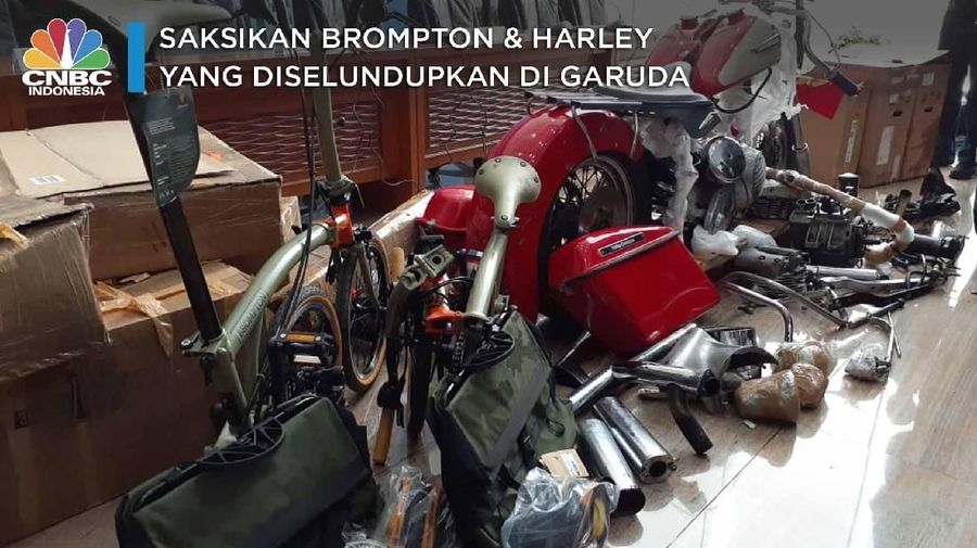 Saksikan Brompton & Harley yang Diselundupkan di Garuda