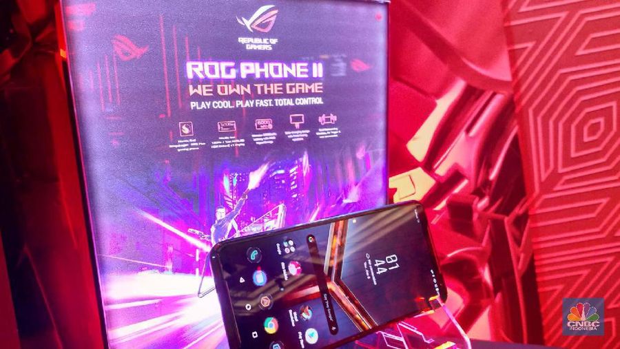 Ponsel khusus gaming canggih keluaran ASUS terbaru, ROG Phone II, secara resmi diluncurkan pada hari Kamis, 5 Desember 2019.