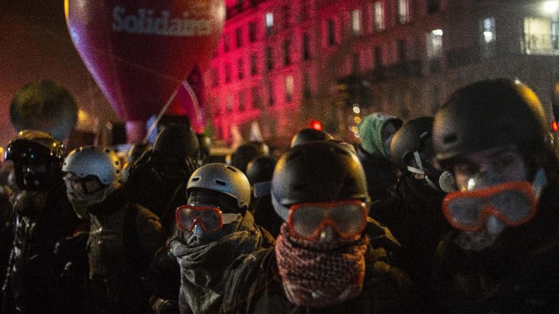 Kamis (5/12/2019) lalu, masyarakat Prancis melakukan demo untuk menentang kebijakan Presiden Macron.