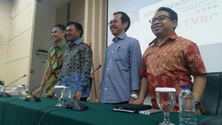 Maukah Kominfo Wajibkan Aktivasi SIM Card Pakai Scan Wajah? BRTI mewacanakan penggunakan teknologi canggih untuk aktivasi SIM Card ponsel seperti facial recognition.