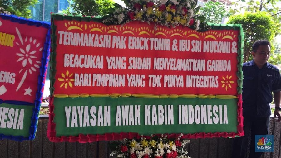 Keputusan pemecatan Direktur Utama Garuda Indonesia oleh Menteri Badan Usaha Milik Negara (BUMN) Erick Thohir atas skandal penyelundupan Harley dan Brompton.