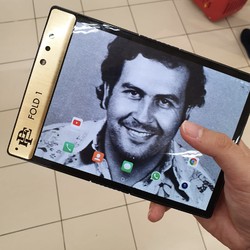 Adik Raja Narkoba Kolombia Ingin 'Bunuh' Samsung via HP Lipat