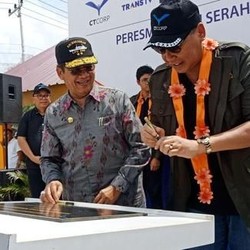CT Resmikan Sekolah & Masjid untuk Korban Gempa-Tsunami Palu