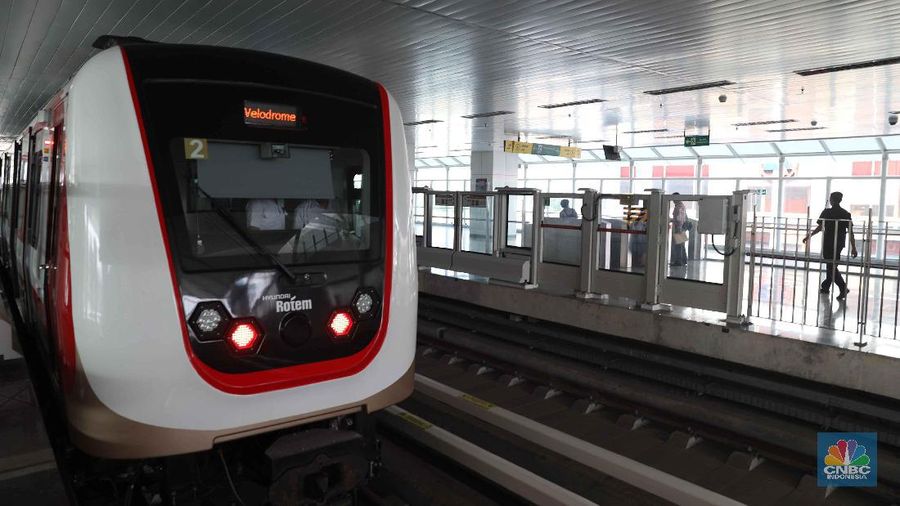 PT LRT Jakarta mulai memberlakukan tarif komersial per 1 Desember 2019. Dari segi bisnis, LRT Jakarta tak hanya mengandalkan pendapatan dari aspek tiket.