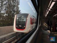 Duh! Penumpang LRT Jakarta Anjlok Sampai 40%, Kenapa?