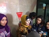 Awak Kabin Garuda Curhat: 18 Jam tidak Tidur & Gaji Dipotong!