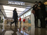 Huawei Ancam Boikot Teknologi AS, Perang Dagang Berlanjut?