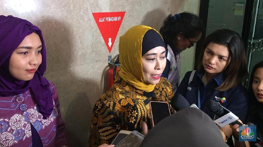 Para karyawan mengapresiasi langkah Menteri BUMN Erick Thohir mecopot Ari Askhara sebagai Direktur Utama Garuda.