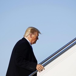 Ini Dua Kesalahan yang Buat Trump Resmi Dimakzulkan DPR AS