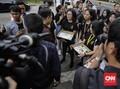 Ribuan Surat dan Kartu Pos Aspirasi HAM Diserahkan ke Seskab