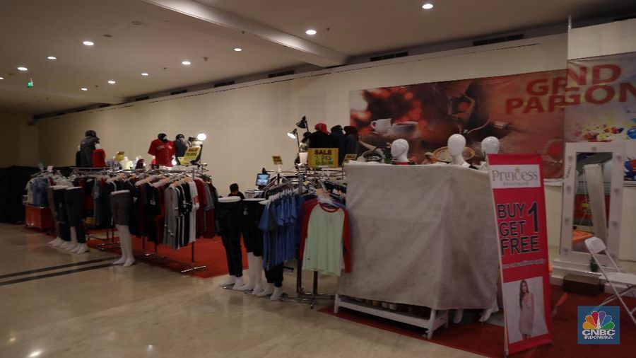 Mal Grand Paragon yang sepi (CNCB Indonesia/ Tri Susilo)